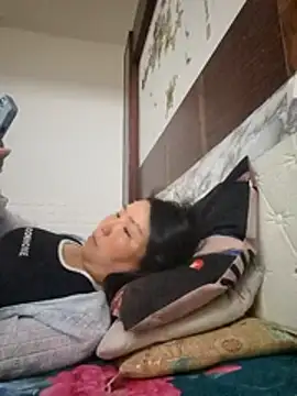 lingling5200 online show from April 9, 2026, 3:07 pm