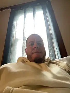 Snapshot of kev0n2389 chatting on September 20, 2025, 4:56 pm kev0n2389 online show from September 20, 2025, 4:56 pm