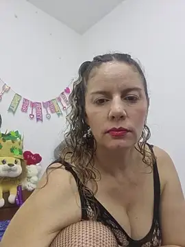 Nina vallon online show from May 12, 2026, 10:32 am