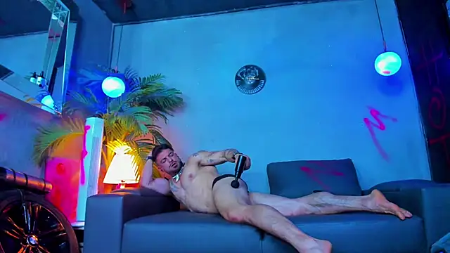 Snapshot of dennis_cox1 chatting on September 14, 2025, 7:03 pm dennis cox1 online show from September 14, 2025, 7:03 pm