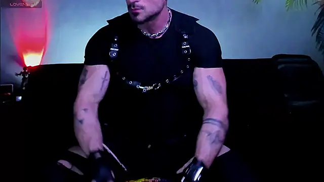 dennis cox1 online show from February 21, 2026, 7:21 am