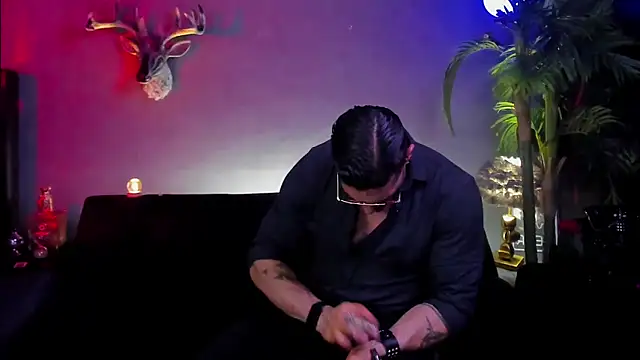 dennis cox1 online show from April 18, 2026, 9:22 am