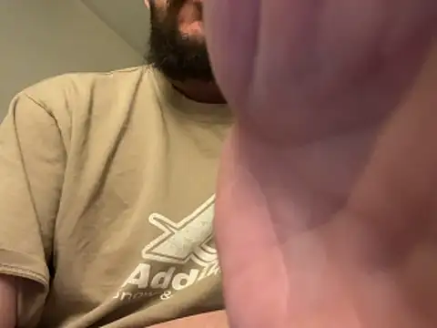 AZOPMOB18999 online show from April 3, 2026, 9:54 pm