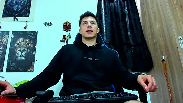 Snapshot of javiersexymann chatting on March 18, 2025, 7:22 pm javiersexymann online show from March 18, 2025, 7:22 pm