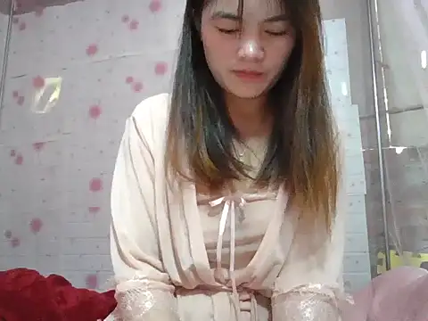 Snapshot of Findongg chatting on October 18, 2025, 12:34 am Findongg online show from October 18, 2025, 12:34 am