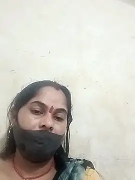 Snapshot of JULEE-740 chatting on September 26, 2025, 3:24 am JULEE-740 online show from September 26, 2025, 3:24 am