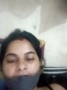 Snapshot of JULEE-740 chatting on October 12, 2025, 10:49 am JULEE-740 online show from October 12, 2025, 10:49 am