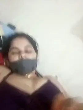 Snapshot of JULEE-740 chatting on October 14, 2025, 12:00 am JULEE-740 online show from October 14, 2025, 12:00 am