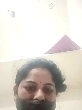 Snapshot of JULEE-740 chatting on November 30, 2025, 3:18 am JULEE-740 online show from November 30, 2025, 3:18 am