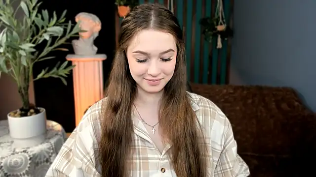 Snapshot of ArielSykes chatting on May 6, 2026, 6:45 pm ArielSykes online show from May 6, 2026, 6:45 pm