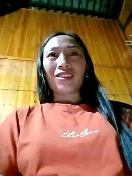 lucybaby00 online show from March 26, 2026, 1:20 pm