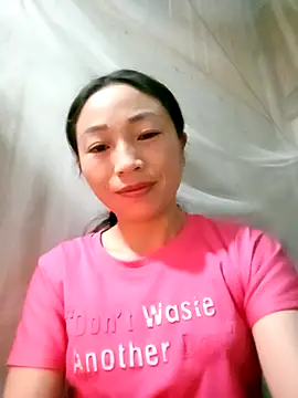 Snapshot of lucybaby00 chatting on November 25, 2025, 7:47 pm lucybaby00 online show from November 25, 2025, 7:47 pm