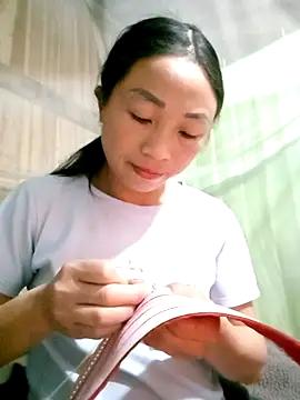 Snapshot of lucybaby00 chatting on November 23, 2025, 11:04 pm lucybaby00 online show from November 23, 2025, 11:04 pm