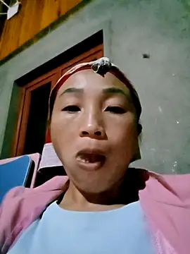 Snapshot of lucybaby00 chatting on October 27, 2025, 10:49 am lucybaby00 online show from October 27, 2025, 10:49 am