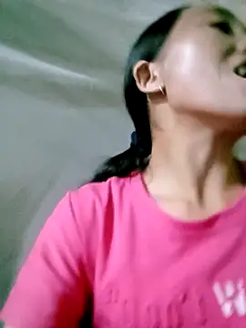 Snapshot of lucybaby00 chatting on October 28, 2025, 2:05 pm lucybaby00 online show from October 28, 2025, 2:05 pm