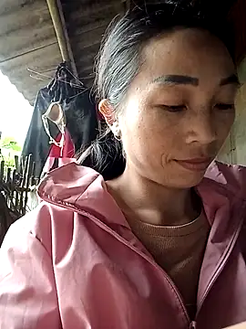 Snapshot of lucybaby00 chatting on November 9, 2025, 8:40 am lucybaby00 online show from November 9, 2025, 8:40 am