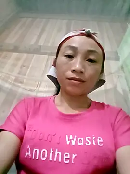 Snapshot of lucybaby00 chatting on October 29, 2025, 8:52 pm lucybaby00 online show from October 29, 2025, 8:52 pm