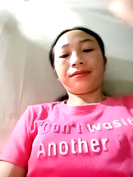 Snapshot of lucybaby00 chatting on November 14, 2025, 10:24 pm lucybaby00 online show from November 14, 2025, 10:24 pm