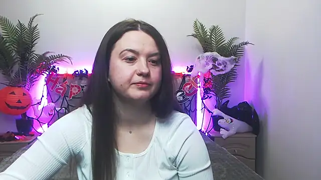 Snapshot of MavkaCute chatting on October 28, 2025, 7:13 pm MavkaCute online show from October 28, 2025, 7:13 pm