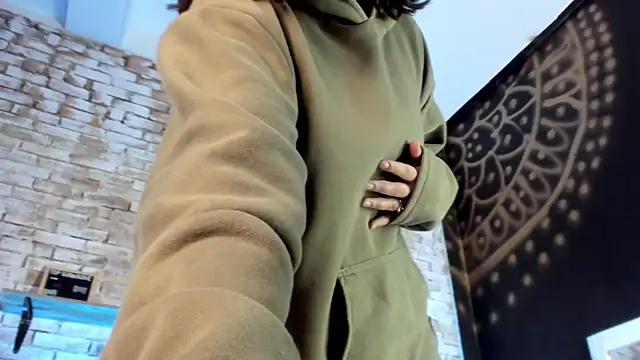 Snapshot of kitty_malach chatting on January 7, 2026, 3:11 am kitty malach online show from January 7, 2026, 3:11 am