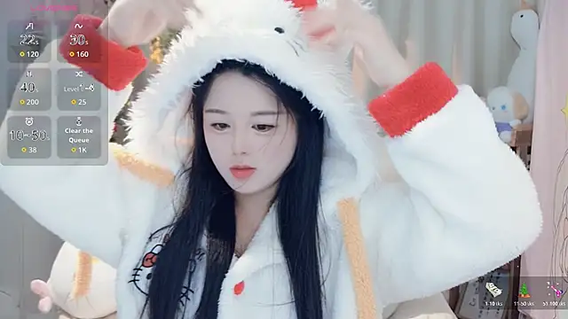 SweetTease2025 online show from November 28, 2025, 2:06 pm