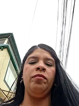 Snapshot of Eiimy_pretty chatting on November 13, 2025, 8:13 pm Eiimy pretty online show from November 13, 2025, 8:13 pm