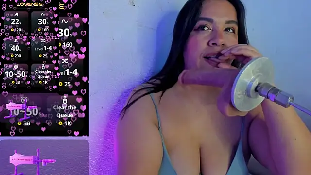 Snapshot of Alanna-sloppy chatting on October 15, 2025, 6:11 am Alanna-sloppy online show from October 15, 2025, 6:11 am