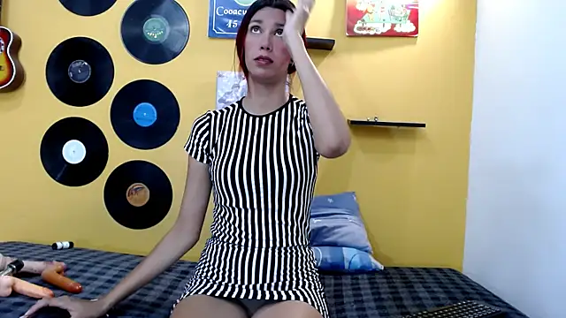 skinnyverus18 online show from March 11, 2026, 6:57 pm