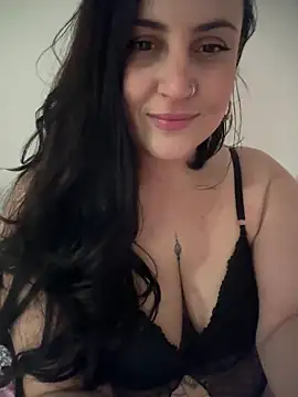 Luna Velvet s2 online show from May 28, 2026, 2:52 am
