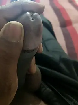 tupha232 online show from March 15, 2026, 8:32 am