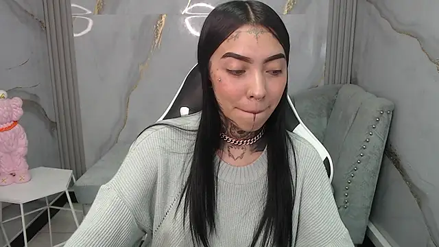 Snapshot of Ashley_Blum_v chatting on November 4, 2025, 8:12 pm Ashley Blum v online show from November 4, 2025, 8:12 pm