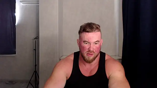 Snapshot of ThorHemsworthRU chatting on September 26, 2025, 1:18 pm ThorHemsworthRU online show from September 26, 2025, 1:18 pm