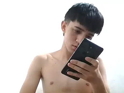 Ben Rey online show from November 12, 2025, 3:27 pm