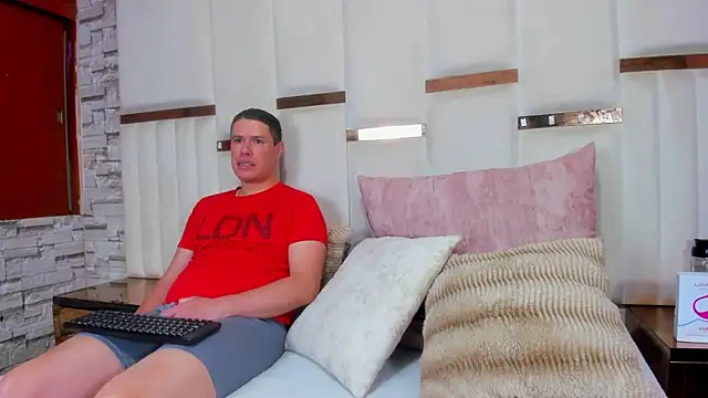 CandyandSteven online show from January 11, 2026, 3:24 am