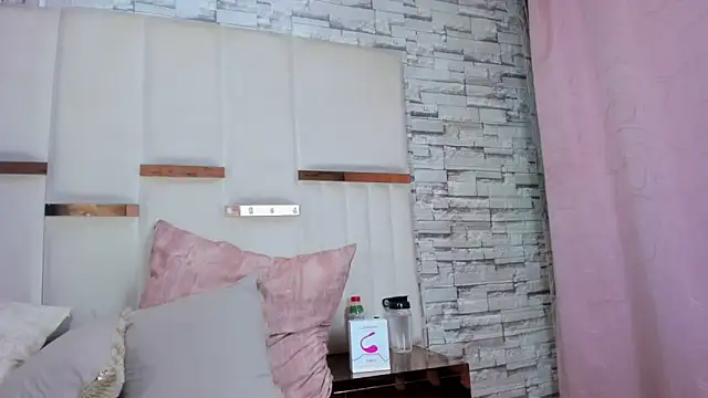 CandyandSteven online show from February 8, 2026, 3:04 am