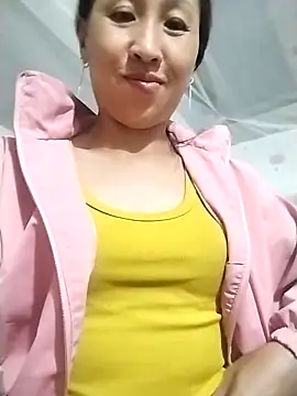 Snapshot of cute_love00 chatting on November 8, 2025, 10:19 am cute love00 online show from November 8, 2025, 10:19 am