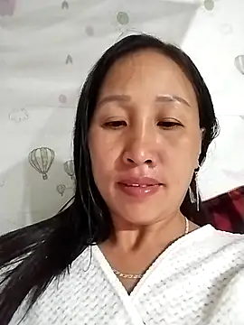 cute love00 online show from February 14, 2026, 1:55 pm