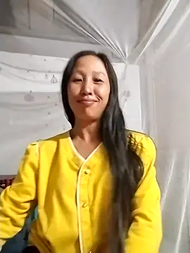 Snapshot of cute_love00 chatting on November 2, 2025, 11:32 pm cute love00 online show from November 2, 2025, 11:32 pm