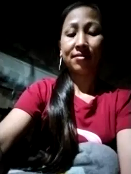 Snapshot of cute_love00 chatting on September 25, 2025, 11:00 pm cute love00 online show from September 25, 2025, 11:00 pm