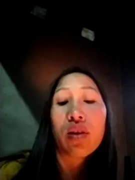 Snapshot of cute_love00 chatting on November 28, 2025, 11:38 pm cute love00 online show from November 28, 2025, 11:38 pm