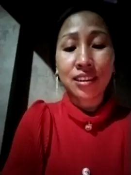 Snapshot of cute_love00 chatting on November 13, 2025, 10:19 am cute love00 online show from November 13, 2025, 10:19 am