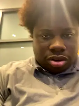 Snapshot of Breezylws chatting on October 6, 2025, 6:36 am Breezylws online show from October 6, 2025, 6:36 am