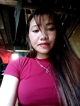 Snapshot of adbosa_00 chatting on October 17, 2025, 11:28 pm adbosa 00 online show from October 17, 2025, 11:28 pm