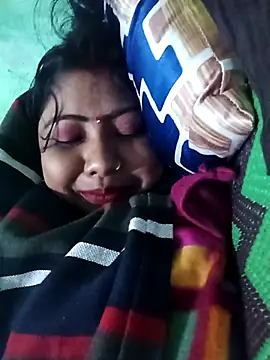 Snapshot of Apkisona8 chatting on November 19, 2025, 5:35 pm Apkisona8 online show from November 19, 2025, 5:35 pm