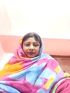 Snapshot of Apkisona8 chatting on November 29, 2025, 11:32 am Apkisona8 online show from November 29, 2025, 11:32 am