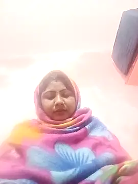 Snapshot of Apkisona8 chatting on December 5, 2025, 8:35 am Apkisona8 online show from December 5, 2025, 8:35 am