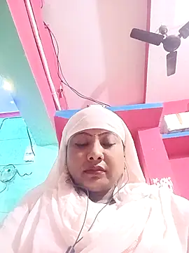 Snapshot of Apkisona8 chatting on November 8, 2025, 8:07 am Apkisona8 online show from November 8, 2025, 8:07 am