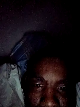 DonBloodrush online show from November 9, 2025, 3:32 am