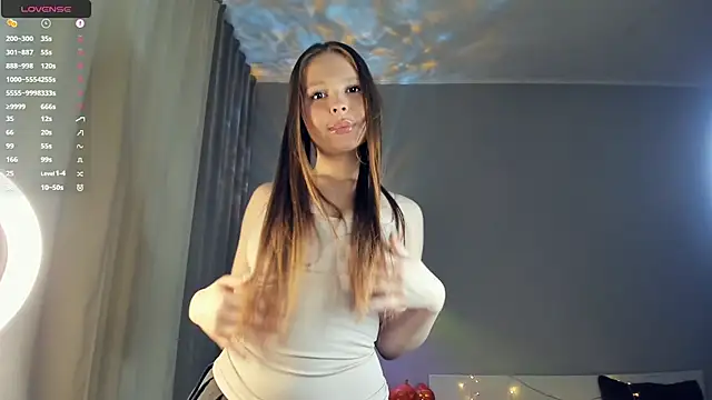 Snapshot of BelleDream chatting on November 1, 2025, 6:13 pm BelleDream online show from November 1, 2025, 6:13 pm