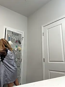 Snapshot of bbgurlnickii chatting on September 10, 2025, 4:44 am bbgurlnickii online show from September 10, 2025, 4:44 am